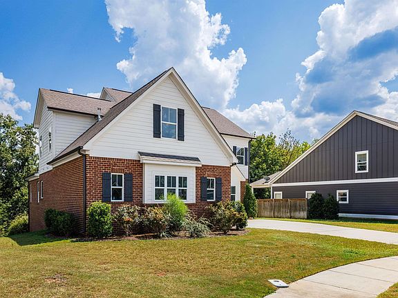 3rd image of 3032 Camellia Ridge Ct