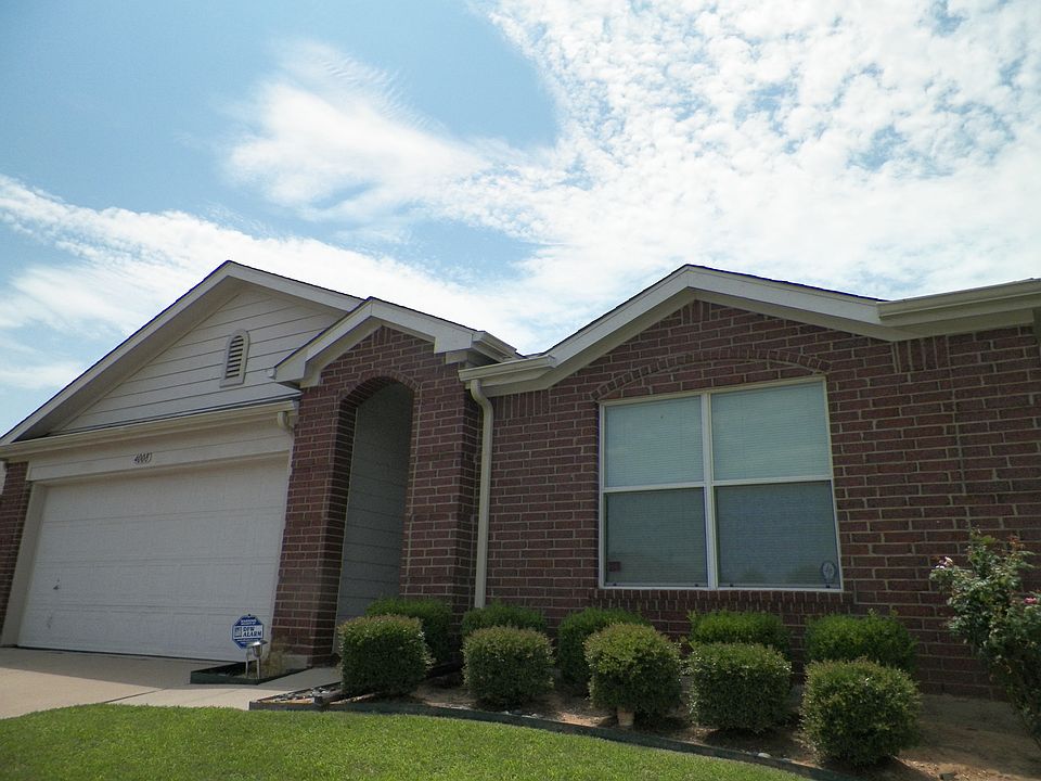 4008 Vinyard, READY TO MOVE iN!