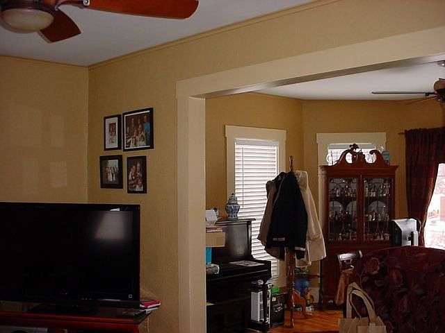 2nd image of 41 Prospect St