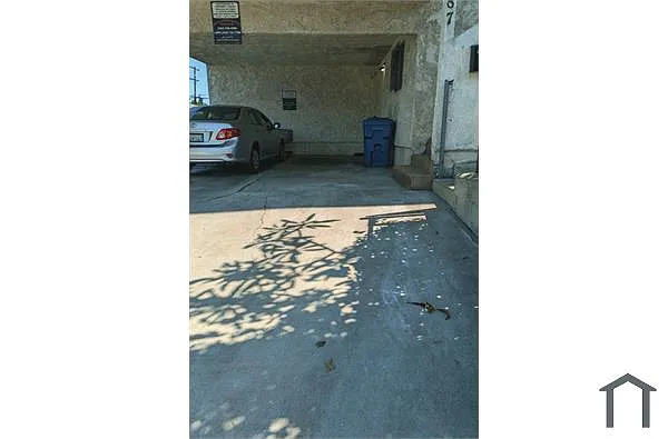 Building Photo - 787 W Sepulveda St #A