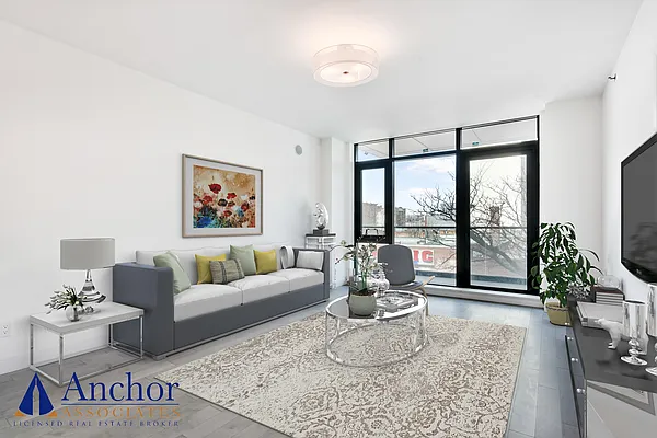 Rented by Anchor Associates | media 28