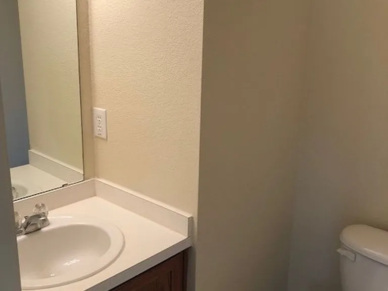 4505 Merlot Dr — Photo 3