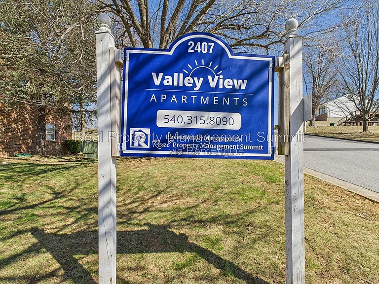 2407 Bare St. — Photo 29