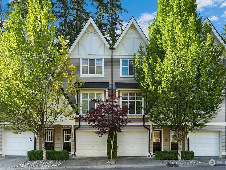 Beautiful Redmond Ridge Home>