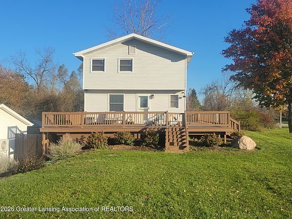 2nd image of 582 S Michigan Rd