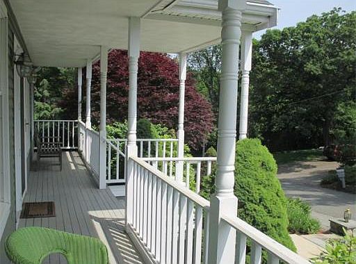 3rd image of 68 Holland Rd