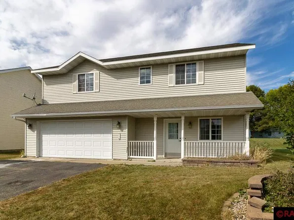 112 Savannah Ct, Mankato, MN 56001