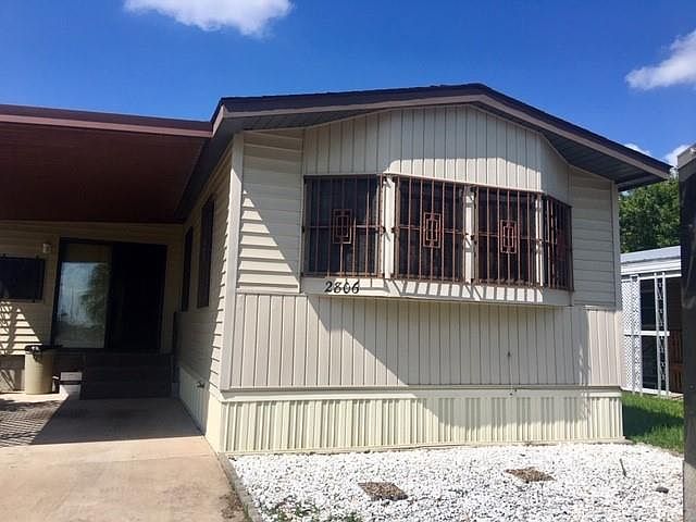 1st image of 2806 Sierra Vista Dr