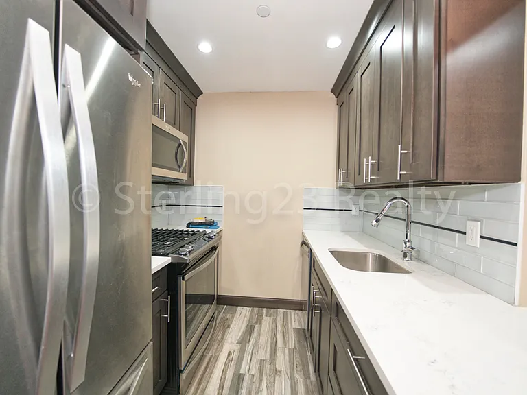 21-08 Steinway St #4 — Photo 3