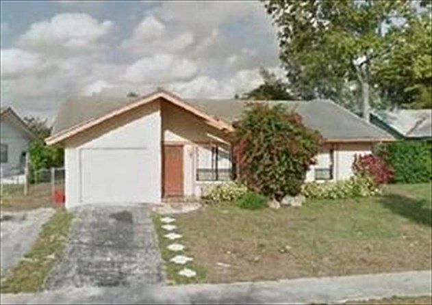 2nd image of 1210 SW 82nd Ave