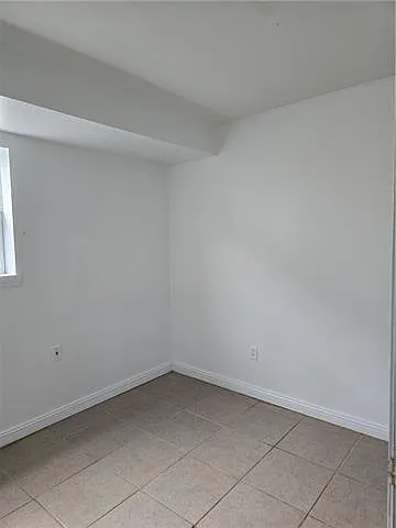 3718 Franklin Ave — Photo 10