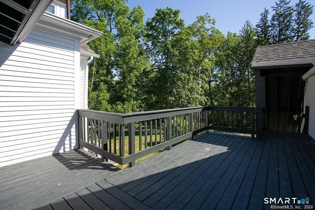 2 bed, 1.0 bath, 1500 sqft, $2,300 — Photo 4