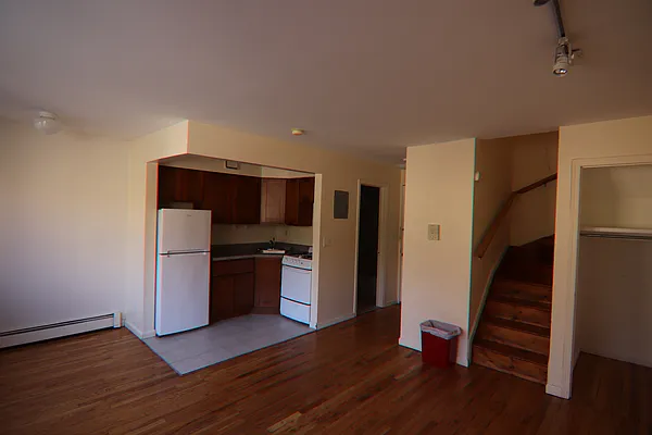 Rented by PMG Real Estate  | media 10