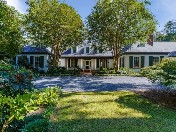 667 Yadkin Road, Southern Pines, NC 28387