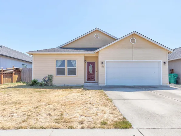 2185 SW Nick Way, Grants Pass, OR 97527