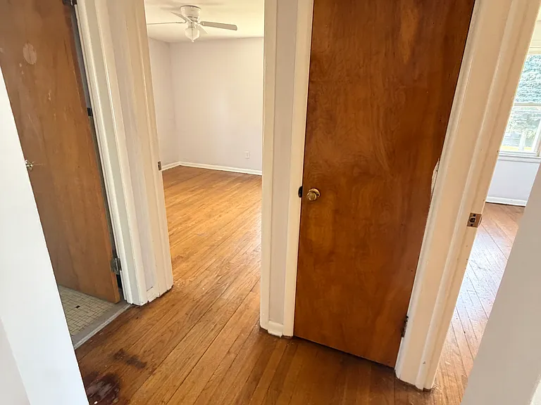 2307 Noble Rd #2 — Photo 13