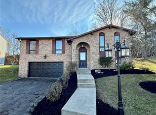 2841 Dolores Dr, South Park, PA