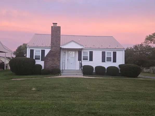 52 2nd Ave, Emmitsburg, MD 21727