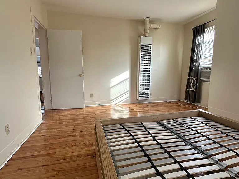 44 Remsen Ave #3 — Photo 9