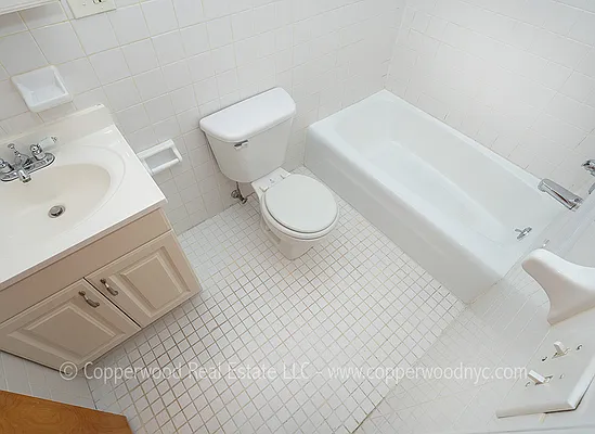 Rented by Copperwood Real Estate | media 12