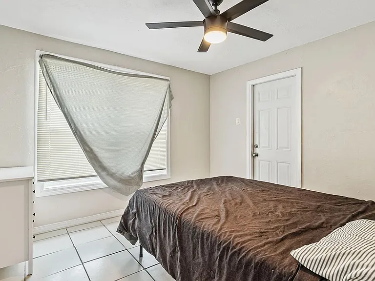 1620 Wichita Blvd SE — Photo 2