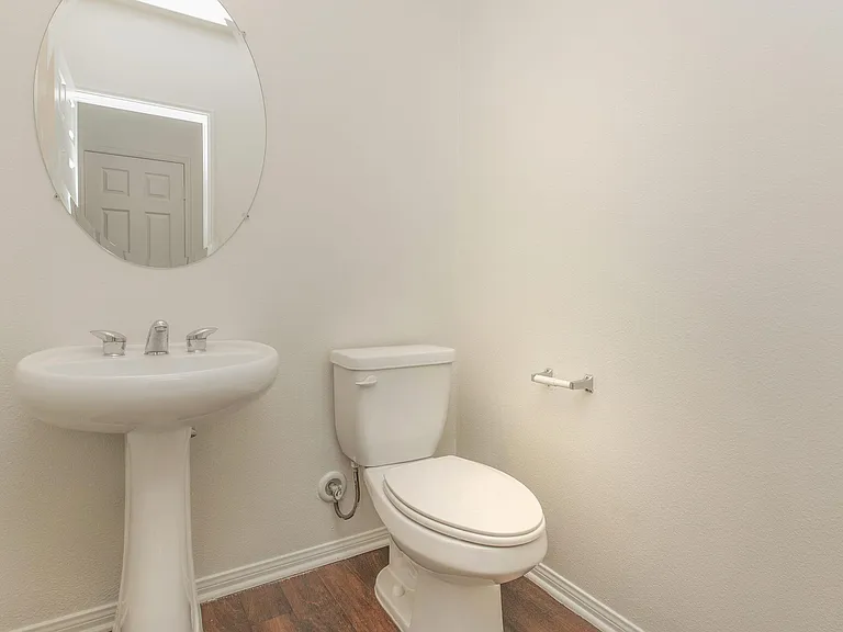 Arbor Lane Apartment Homes — Photo 36