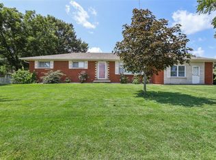 815 S Walnut St, Breese, IL 62230