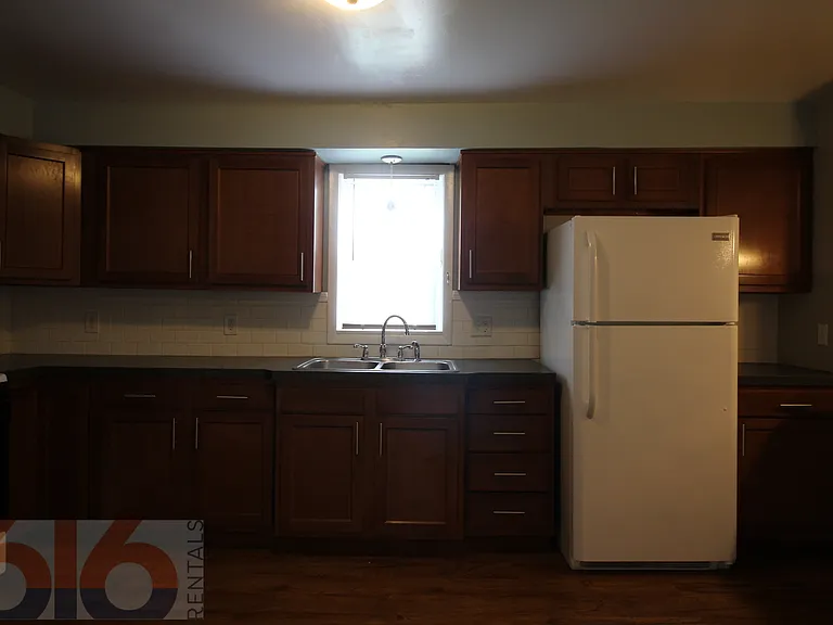 25 National Ave SW #1 — Photo 3