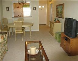 5th image of 3117 Mission Grove Dr #C