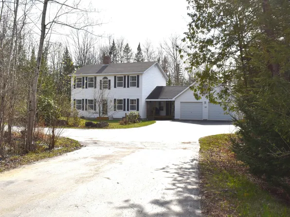 112 Kitchen Hill Road, Newport, ME 04953