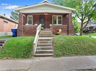 4401 Rosa Ave, Saint Louis, MO 63116