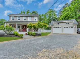 14 Hope Rd, Tinton Falls, NJ 07724