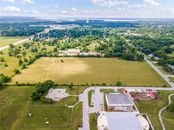 1 & 2 Price Ln, Clinton, MO 64735