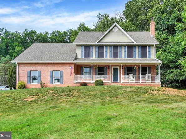 14314 Curvin Dr, Stewartstown, PA 17363