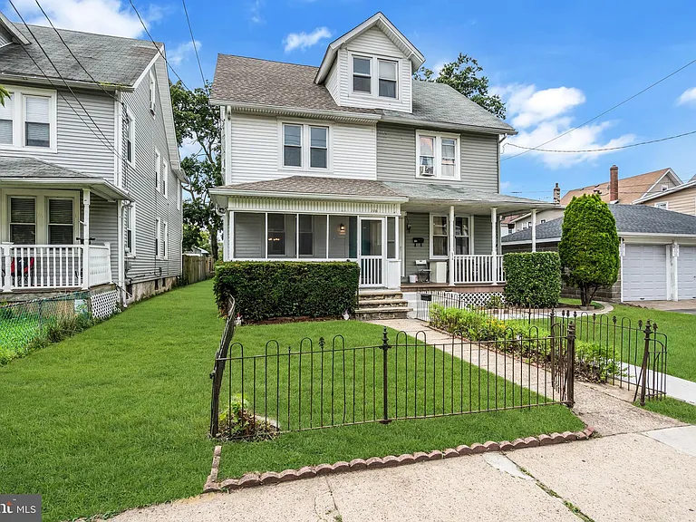 110 Delaware Ave — Photo 1
