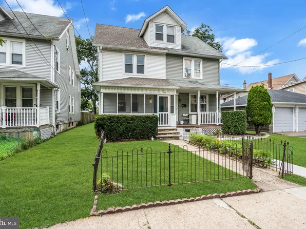 110 Delaware Ave, Riverside, NJ 08075
