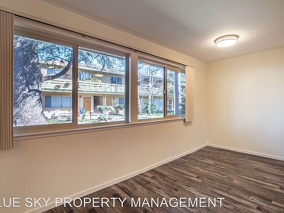 3rd image of 318 Gault St APT 13