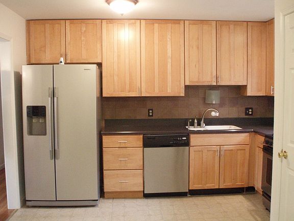 Eat in kitchen