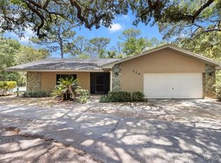 110 S Rock Crusher Rd, Crystal River, FL 34429