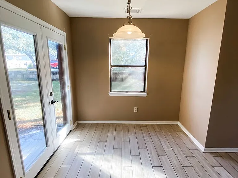 696 Tyner St #1 — Photo 6