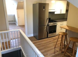 22 Nelson St E #B, Brampton, ON L6V 1C9