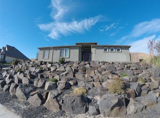 4921 Hershey Ln, West Richland, WA 99353