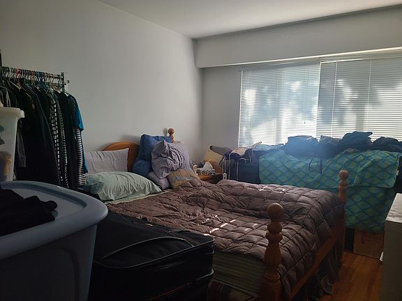 4th image of 4540 Northey Rd