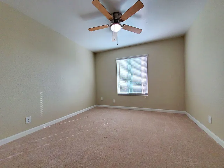Cinnamon Woods Apartments — Photo 25