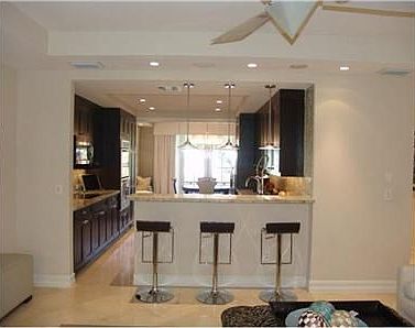 5th image of 64 SE 7th Ave #B-3