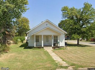 1401 N Washington Ave, Wellington, KS 67152