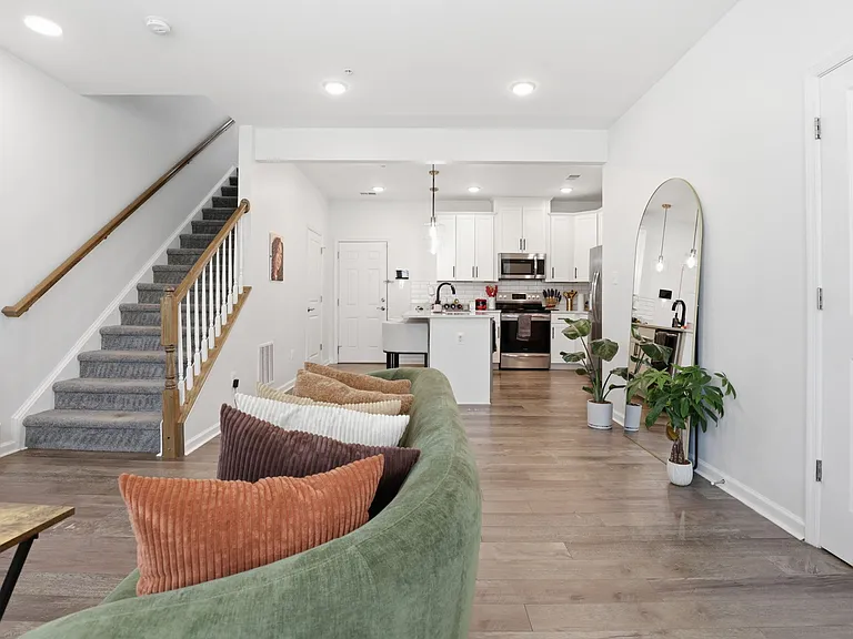 2739 Pinebrook Rd — Photo 20