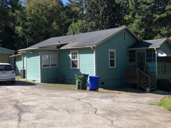 6296 Longino Dr, Union City, GA 30291