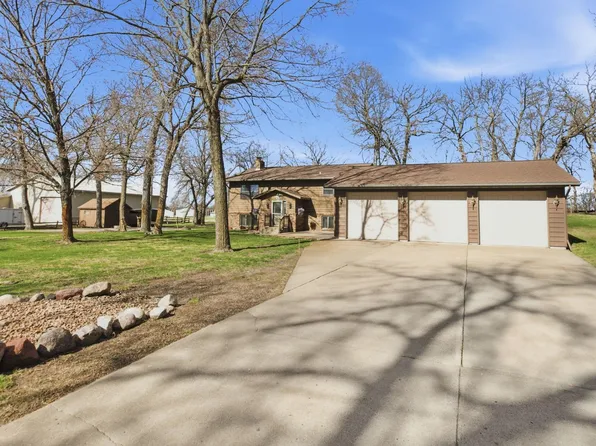 32878 Spunk Tree Cir, Avon, MN 56310