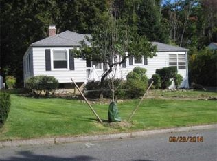 105 S Flagg St, Worcester, MA 01602